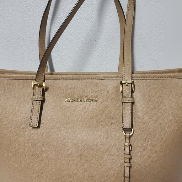 Michael Kors Large Jet Set Saffiano Leather Tote Handbag Purse Brown Top Zip - Picture 2 of 9